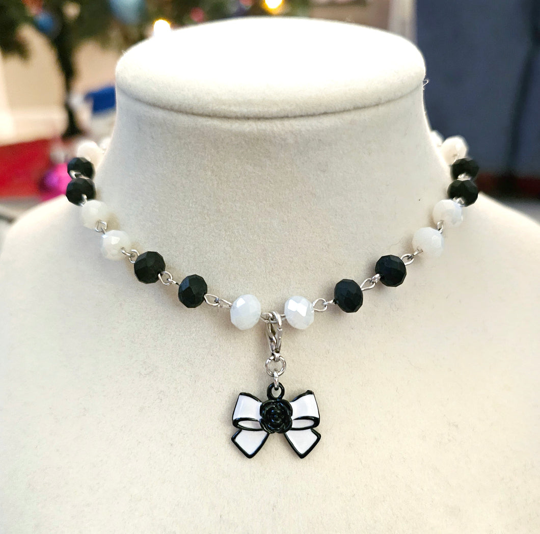 Black and White Bow Necklace